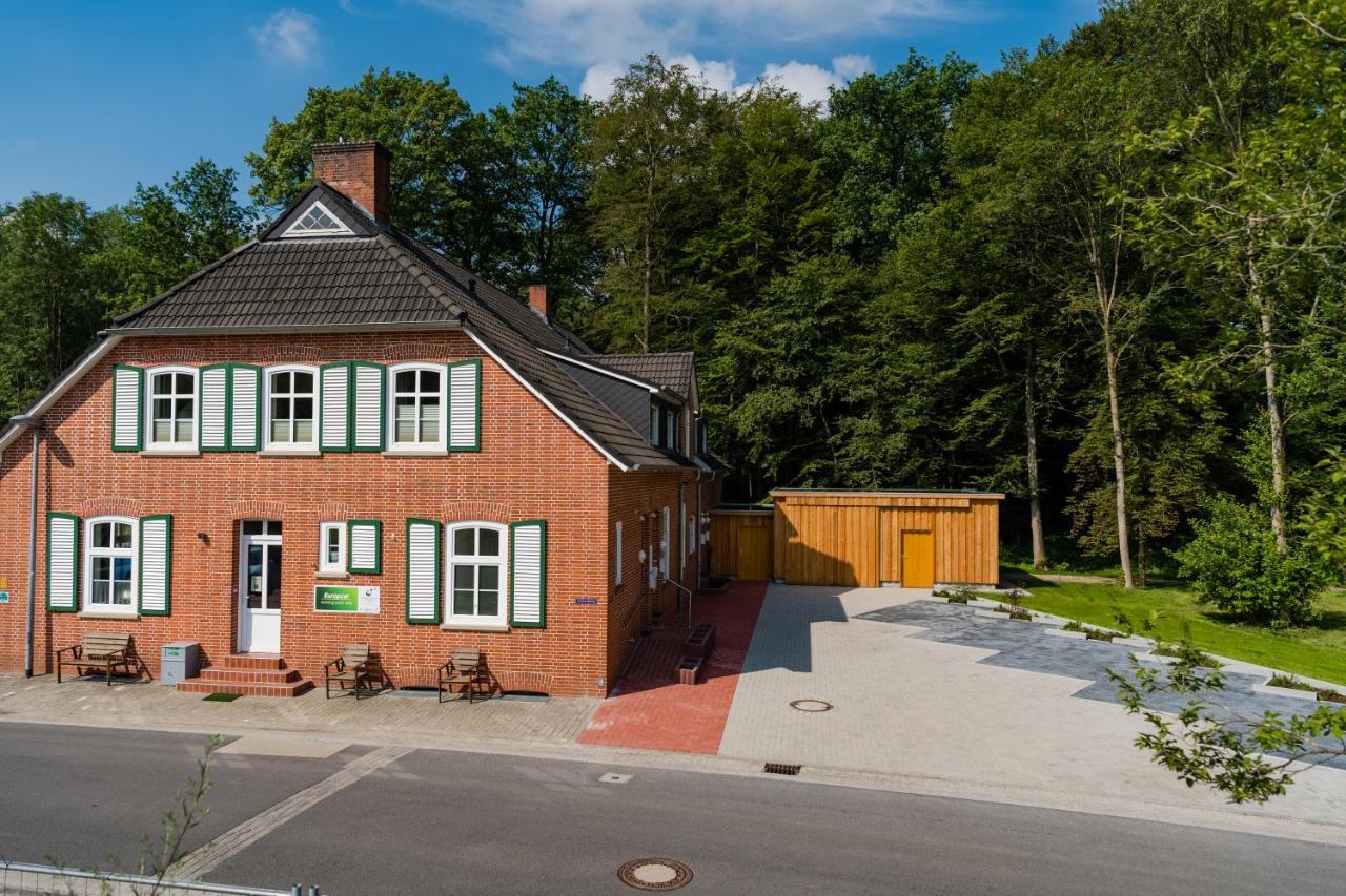 Ferienwohnungen Am Waldzoopark Leer Exterior foto